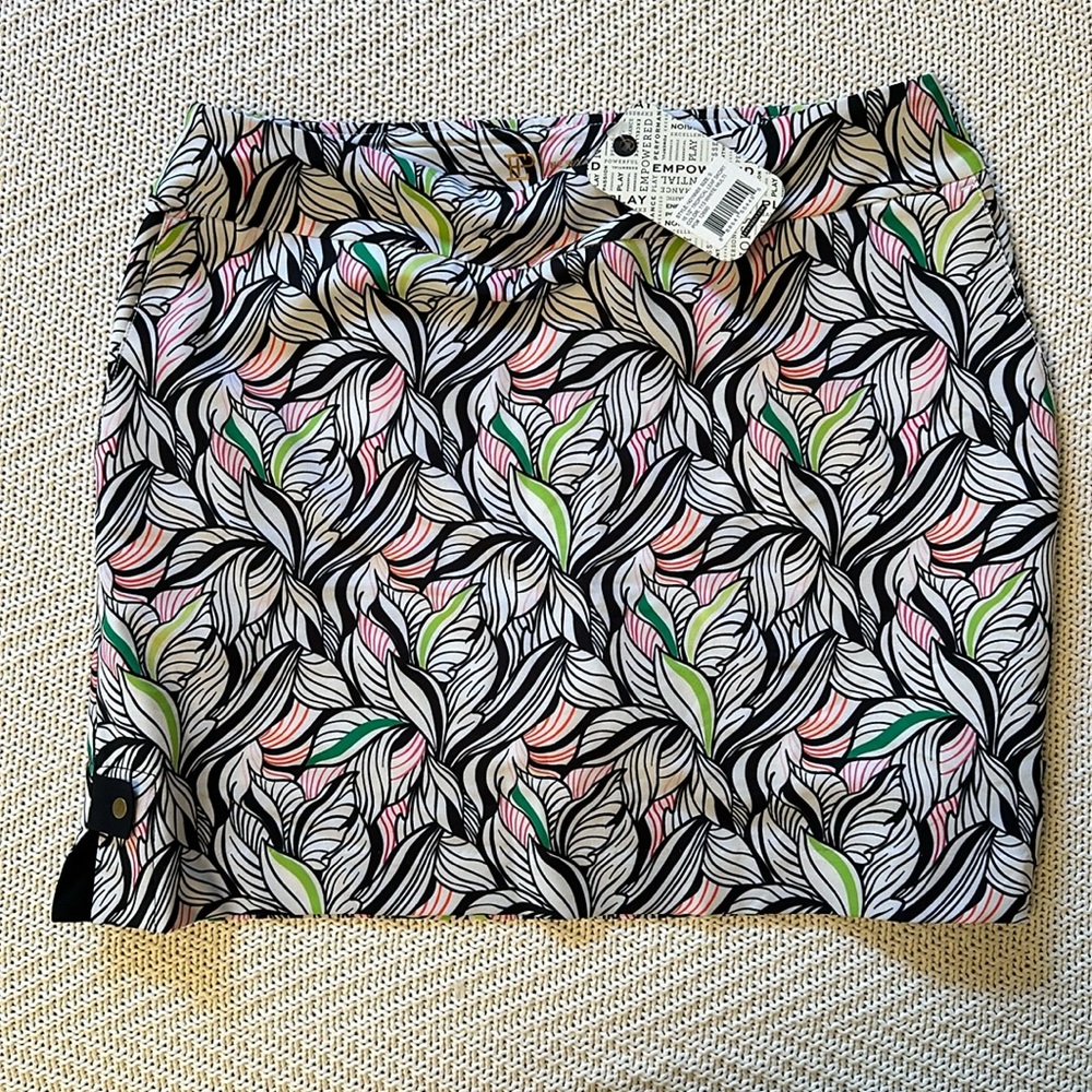 NEW WITH TAGS! Women’s EP New York Golf Skirt Tropical Print Size Small
